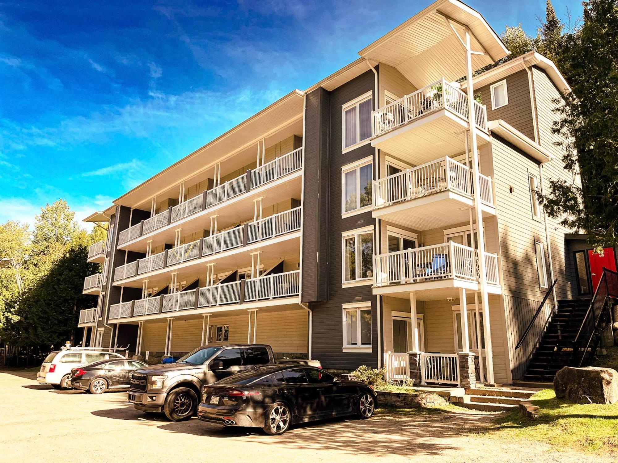 Condo Moderne, Escapade Vacance, Vue Sur Montagnes Kültér fotó