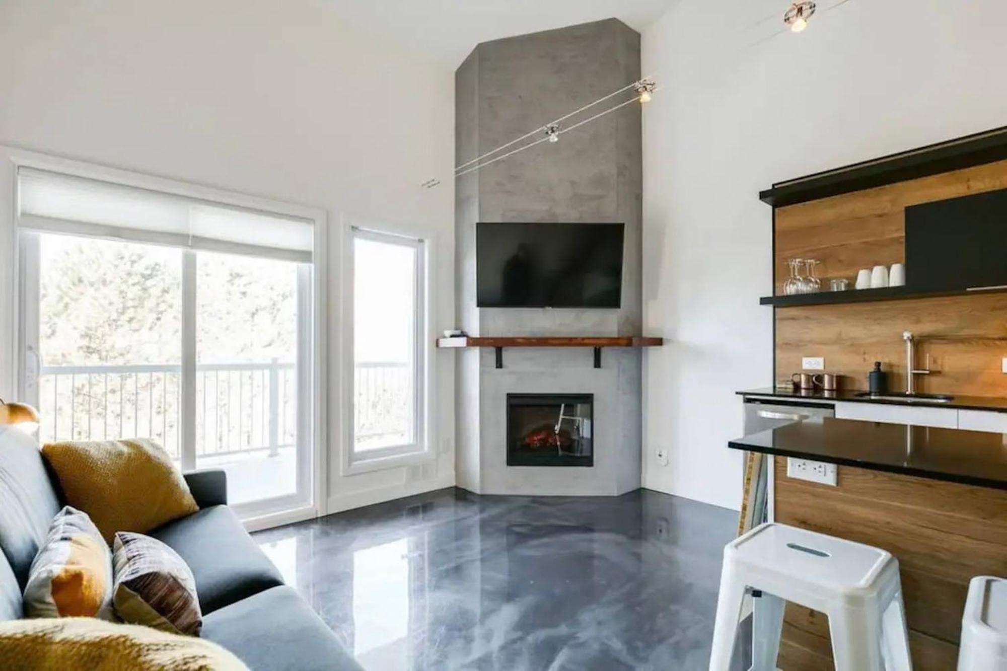 Condo Moderne, Escapade Vacance, Vue Sur Montagnes Kültér fotó